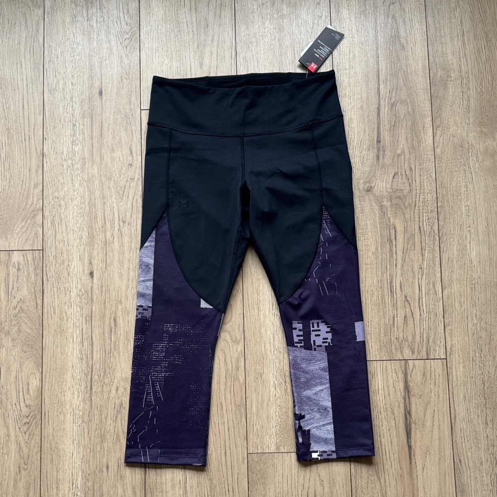 NWT Under Armour Black and Purple Cropped Leggings Women’s Large